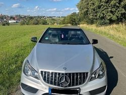 Silber Gebraucht 2016 Mercedes E220 Sport Edition Cabrio | 18.700 €