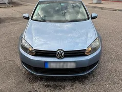 Blau Gebraucht 2009 VW Golf VI Kleinwagen | 3.500 € (Etwas zu teuer)
