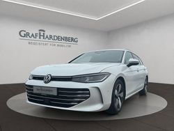 Weiß Gebraucht 2025 VW Passat Elegance Limousine | 36.890 € (Superpreis)