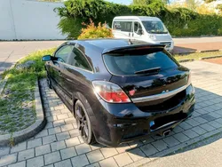 Schwarz Gebraucht 2008 Opel Astra GTC OPC Limousine | 5.500 € (Superpreis)