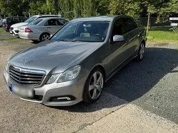 Silber Gebraucht 2009 Mercedes E250 Limousine | 12.000 € (Teuer)
