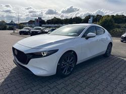 Snowflake white pearl Neu 2025 Mazda 3 Exclusive-Line Limousine | 28.990 €