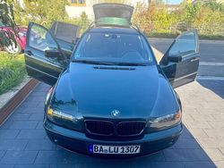 Grün Gebraucht 2003 BMW 320 Sport Line Kombi | 3.000 € (Guter Preis)