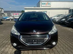 Gebraucht 2013 Peugeot 208 Allure Kleinwagen | 5.950 € (Fairer Preis)