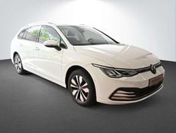 Pure white Gebraucht 2024 VW Golf VIII Move Kombi | 29.980 € (Etwas zu teuer)