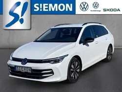Weiss Gebraucht 2024 VW Golf VIII Goal Kombi | 32.330 € (Superpreis)