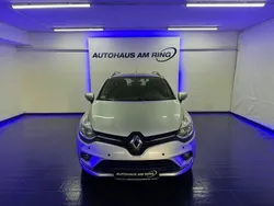Grau Gebraucht 2018 Renault Clio IV Limousine | 9.499 € (Fairer Preis)