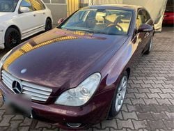 Rot Gebraucht 2005 Mercedes CLS350 Coupé | 4.500 € (Superpreis)