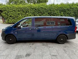 Blau Gebraucht 2022 Mercedes Vito Van / Kleinbus | 22.980 € (Fairer Preis)