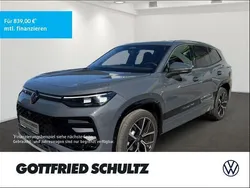 Grau Gebraucht 2025 VW Tayron R-line SUV | 64.480 € (Fairer Preis)
