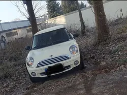 Weiß Gebraucht 2009 Mini ONE Kleinwagen | 2.500 € (Guter Preis)