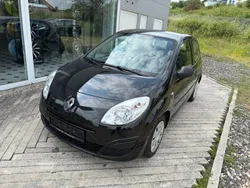 Schwarz Gebraucht 2007 Renault Twingo Authentique Kleinwagen | 2.499 € (Etwas zu teuer)