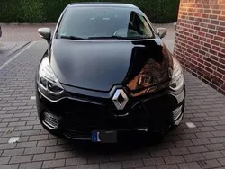 Schwarz Gebraucht 2015 Renault Clio IV Kleinwagen | 7.300 € (Fairer Preis)