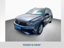 Platinumgrey Gebraucht 2024 VW Tiguan Allspace R-line SUV | 44.880 € (Fairer Preis)