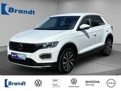 Pure white (metallic) Gebraucht 2021 VW T-Roc Style SUV | 21.890 € (Guter Preis)