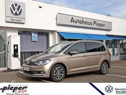 Titanium beige metallic Gebraucht 2017 VW Touran Sound Van / Kleinbus | 17.980 € (Fairer Preis)