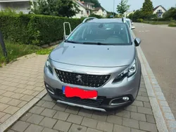 Grau Gebraucht 2018 Peugeot 2008 Allure SUV | 12.750 € (Etwas zu teuer)