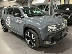 Grau Gebraucht 2025 Renault 4 E-Tech Komfort SUV | 32.790 € (Superpreis)