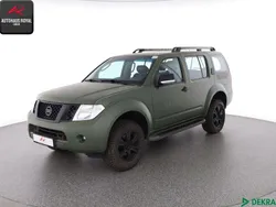 Grau Gebraucht 2014 Nissan Pathfinder SUV | 21.480 € (Fairer Preis)