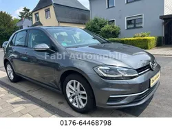 Grau Gebraucht 2017 VW Golf VII Highline Limousine | 12.799 € (Fairer Preis)