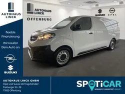 Weiß Gebraucht 2023 Opel Vivaro-e Combi Van | 38.080 €