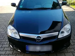 Schwarz Gebraucht 2006 Opel Tigra Cabrio | 2.950 €