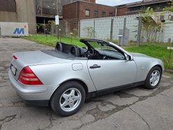 Silber Gebraucht 1997 Mercedes SLK200 Cabrio | 2.500 € (Fairer Preis)