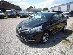 Schwarz Gebraucht 2017 Renault Clio IV LIMITED Kleinwagen | 9.999 € (Etwas zu teuer)