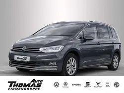 Delfingrau metallic Gebraucht 2022 VW Touran Highline Van / Kleinbus | 29.900 € (Guter Preis)