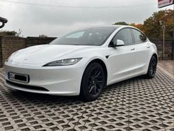 Weiß Gebraucht 2024 Tesla Model 3 RWD Limousine | 33.800 € (Superpreis)