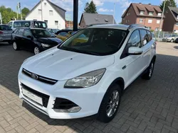 Weiß Gebraucht 2013 Ford Kuga Titanium SUV | 11.490 € (Fairer Preis)