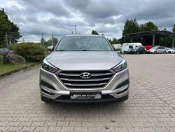 Grau Gebraucht 2017 Hyundai Tucson Classic SUV | 12.990 € (Fairer Preis)