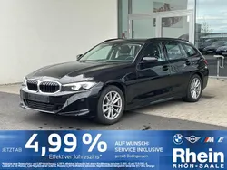 Schwarz Gebraucht 2023 BMW 318 Shadowline Kombi | 28.995 €