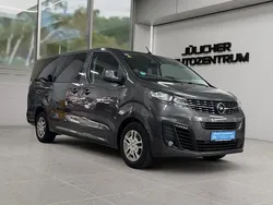 Grau Gebraucht 2019 Opel Zafira Life Selection Van | 20.990 € (Guter Preis)