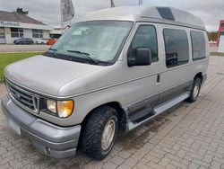 Silber Gebraucht 2003 Ford Econoline Van / Kleinbus | 11.000 €
