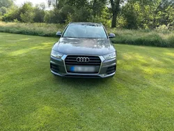Grau Gebraucht 2018 Audi Q3 SUV | 19.000 € (Superpreis)