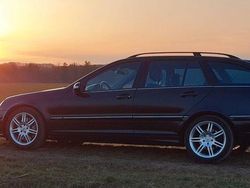 Schwarz Gebraucht 2006 Mercedes C230 Avantgarde Kombi | 5.950 € (Etwas zu teuer)