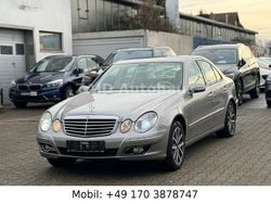 Grau Gebraucht 2004 Mercedes E320 Elegance Limousine | 3.999 € (Guter Preis)