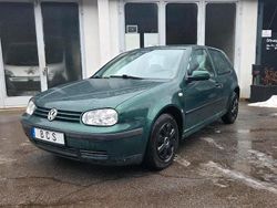 Grün Gebraucht 1998 VW Golf III Kleinwagen | 2.190 €