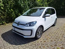 Weiß Gebraucht 2017 VW up! Sound Kleinwagen | 8.200 € (Guter Preis)