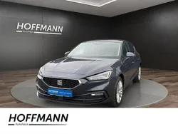 Grau Gebraucht 2024 Seat Leon Style Limousine | 27.990 € (Fairer Preis)