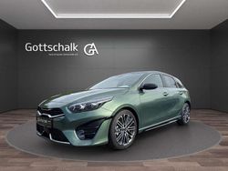 Experience grün metallic Neu 2025 Kia Ceed GT-Line Kleinwagen | 32.333 € (Etwas zu teuer)