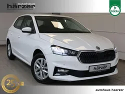 Weiß Gebraucht 2023 Skoda Fabia Style Limousine | 19.990 € (Fairer Preis)