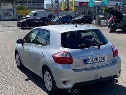 Silber Gebraucht 2010 Toyota Auris Life Limousine | 4.300 € (Guter Preis)