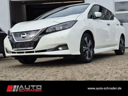 Weiß Gebraucht 2021 Nissan Leaf N-Connecta Kleinwagen | 14.950 € (Fairer Preis)