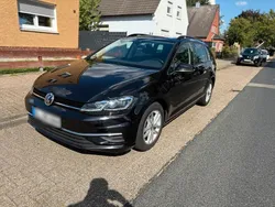 Schwarz Gebraucht 2019 VW Golf VII Kombi | 12.000 € (Fairer Preis)