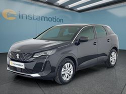 Schwarz Gebraucht 2023 Peugeot 3008 Active Van / Kleinbus | 24.199 € (Fairer Preis)