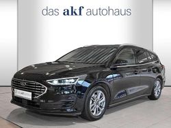 Obsidianschwarz metallic Gebraucht 2024 Ford Focus Titanium Kombi | 23.950 € (Fairer Preis)
