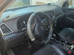 Beige Gebraucht 2015 Hyundai Tucson Style SUV | 14.500 € (Fairer Preis)