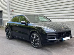 Schwarz Gebraucht 2021 Porsche Cayenne Turbo SUV | 93.500 € (Etwas zu teuer)